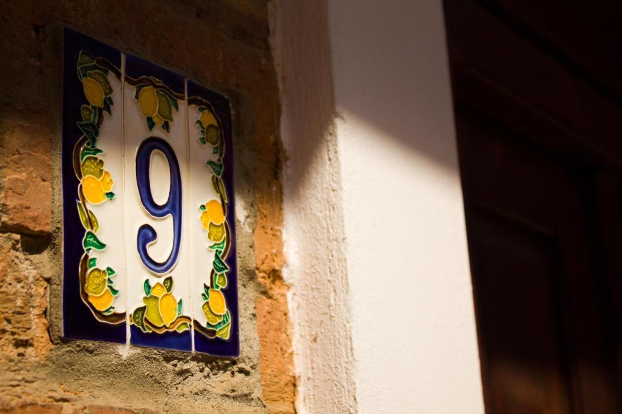 9 Stylish Suite In Unirii Square Temesvár Kültér fotó