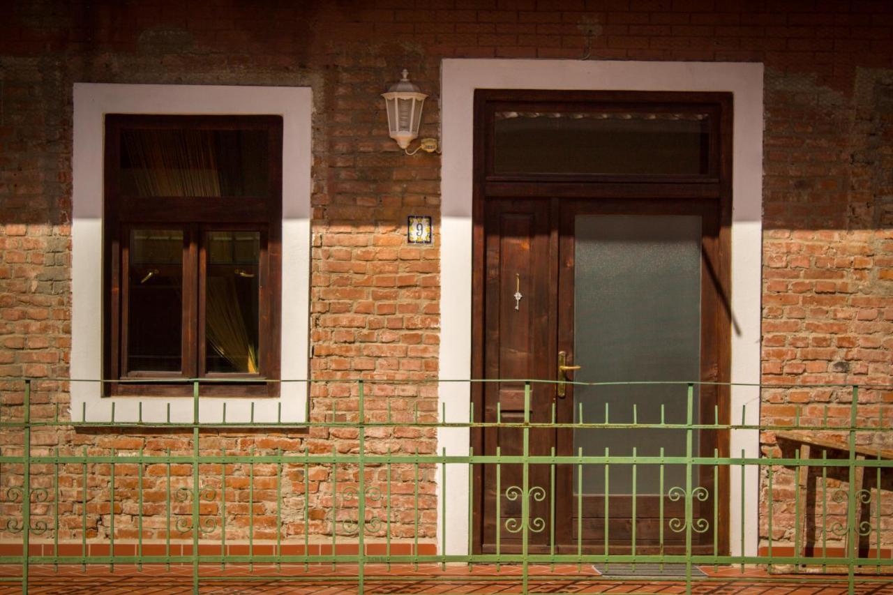 9 Stylish Suite In Unirii Square Temesvár Kültér fotó