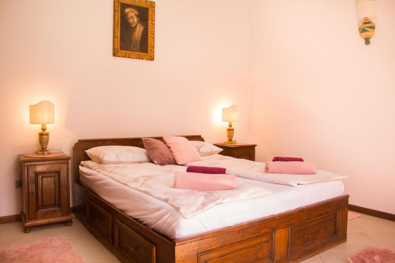 9 Stylish Suite In Unirii Square Temesvár Kültér fotó